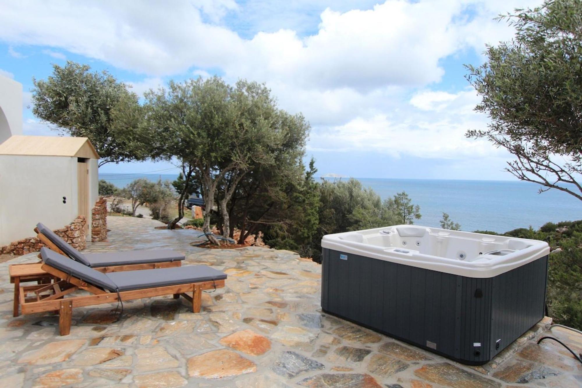 Villa Rouvis With Outdoor Hot Tub Ligaridia Exteriér fotografie